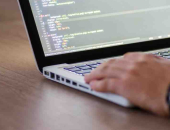 Kā uzņēmumam izvēlēties programmētāju?