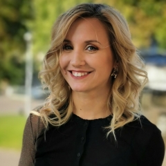 Anete  Hofmane