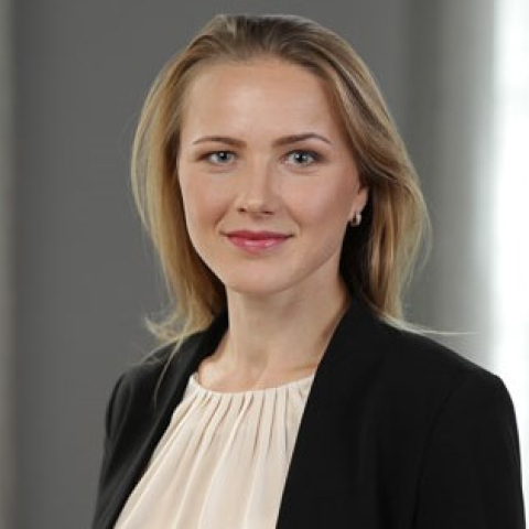 Māra Stabulniece
